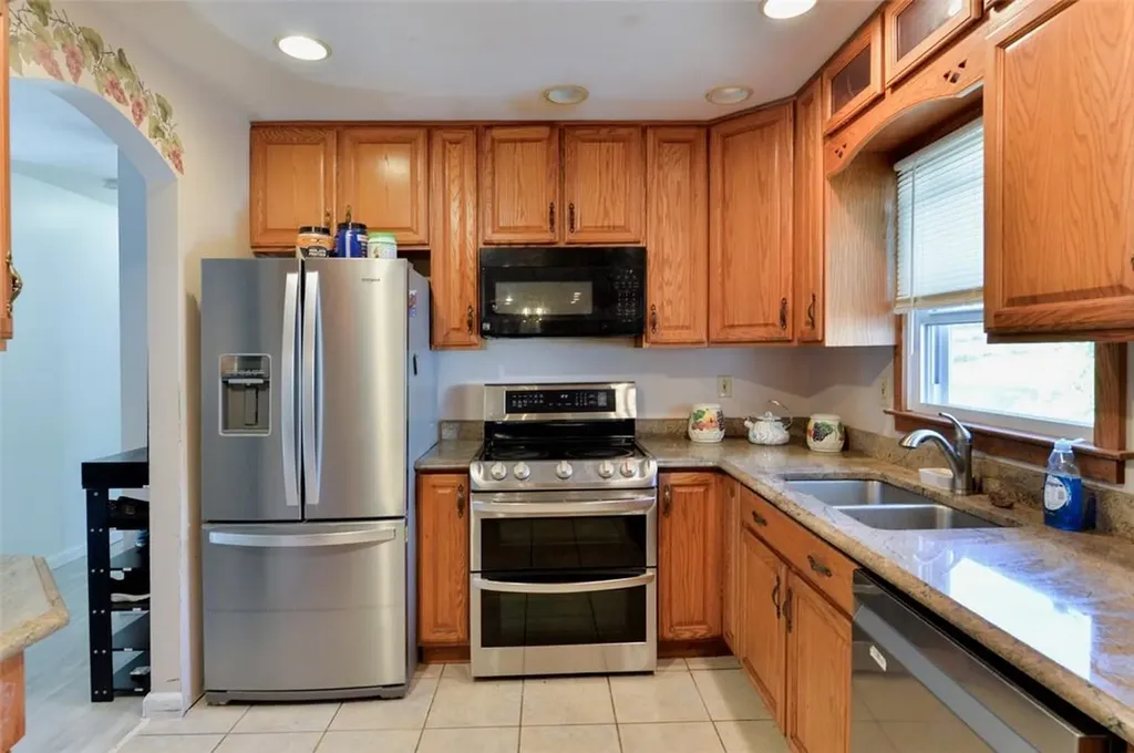 142 Whipple Road Middletown NY 10940