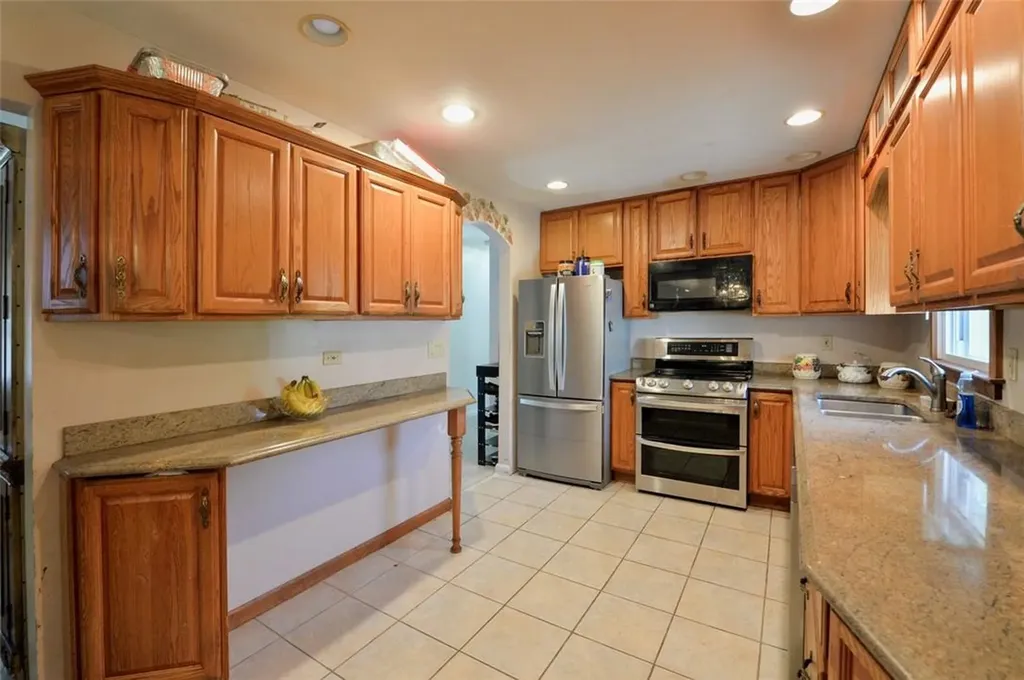 142 Whipple Road Middletown NY 10940
