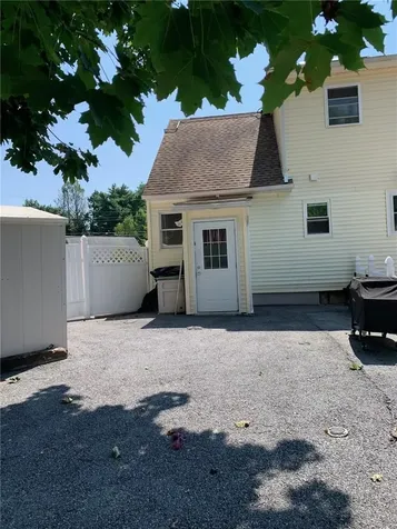 27 Essex Road Poughkeepsie NY 12601