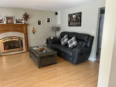27 Essex Road Poughkeepsie NY 12601