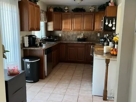 27 Essex Road Poughkeepsie NY 12601