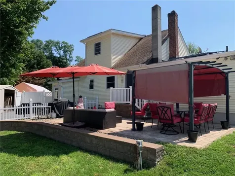 27 Essex Road Poughkeepsie NY 12601