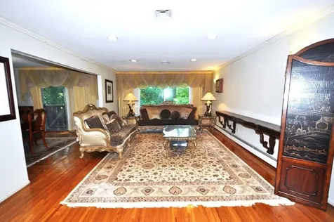 15 Sprain Valley Road Scarsdale NY 10583