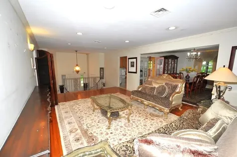 15 Sprain Valley Road Scarsdale NY 10583