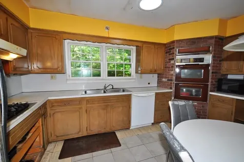 15 Sprain Valley Road Scarsdale NY 10583