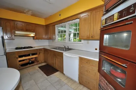 15 Sprain Valley Road Scarsdale NY 10583