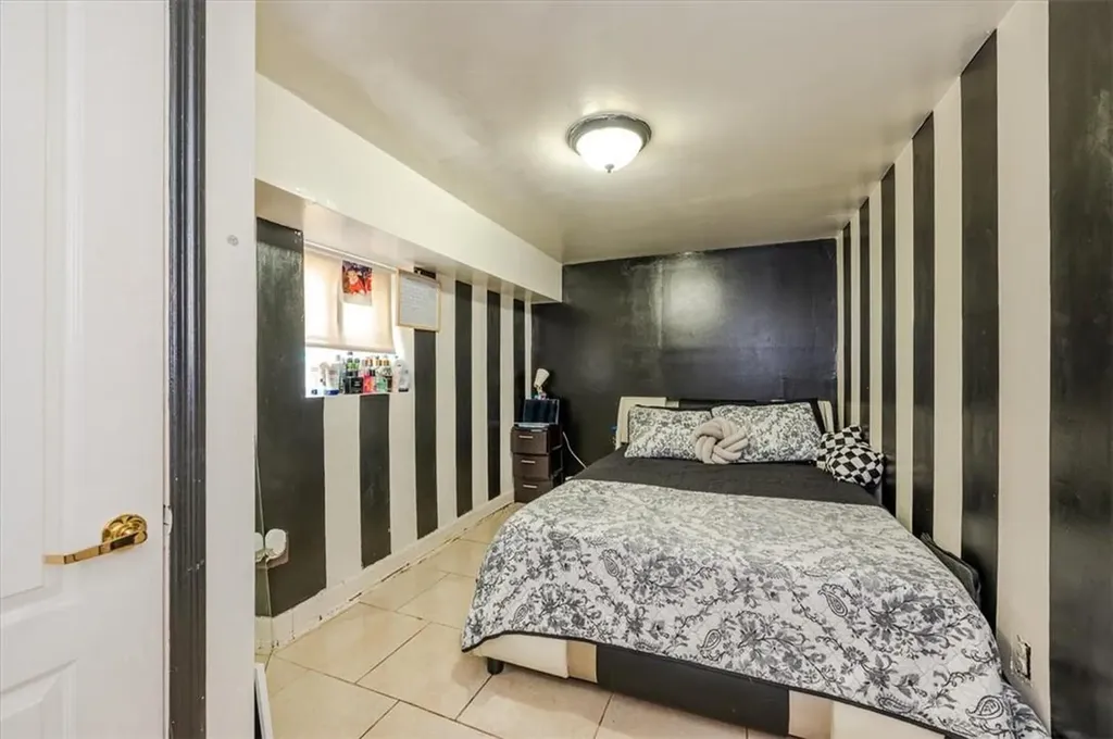 847 E 221st Street Bronx NY 10467