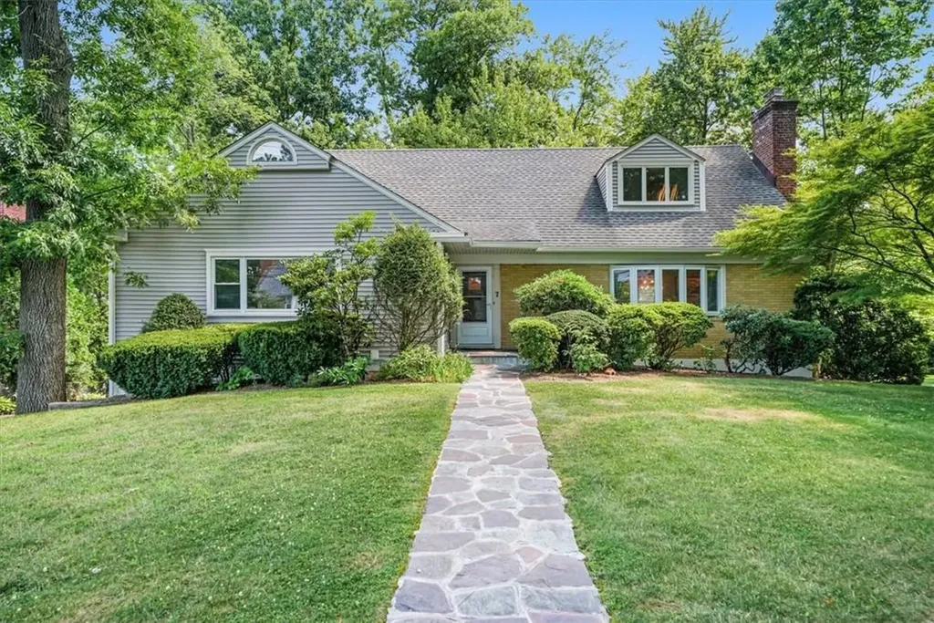 7 Anpell Drive Scarsdale NY 10583