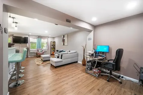 642 Locust Street Mount Vernon NY 10552