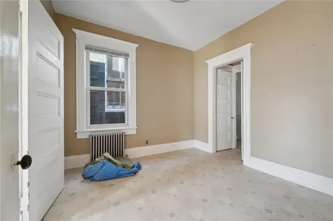 43 Oak Street Yonkers NY 10701