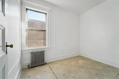 43 Oak Street Yonkers NY 10701