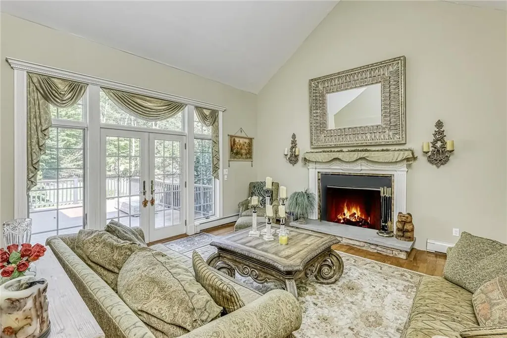 21 Katavolos Drive Tomkins Cove NY 10986