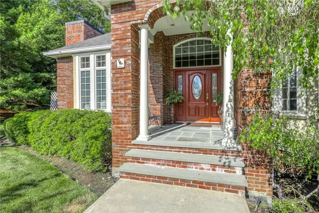 21 Katavolos Drive Tomkins Cove NY 10986