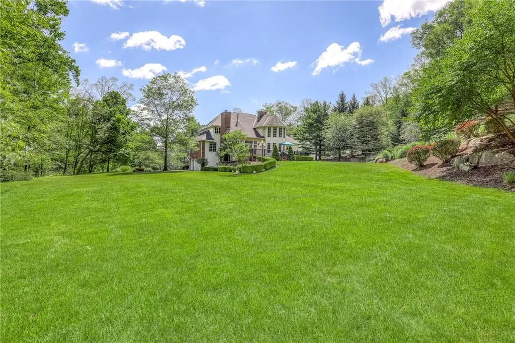 21 Katavolos Drive Tomkins Cove NY 10986