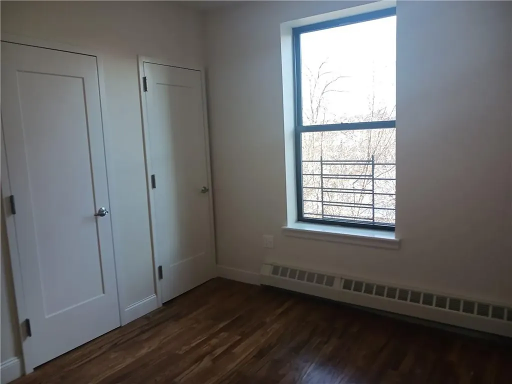 943 Teller Avenue Bronx NY 10451