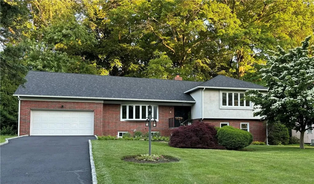 231 Overlook Road New Rochelle NY 10804