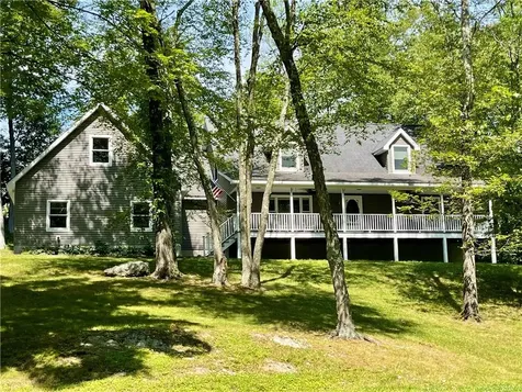 28 Tower Lane Hyde Park NY 12538