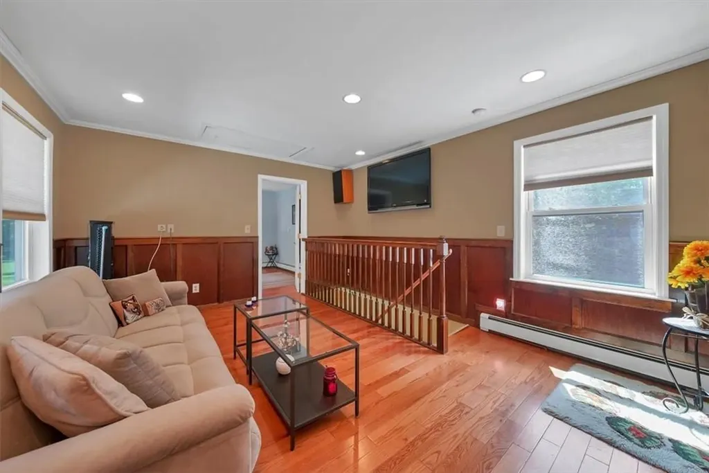 2 Aura Drive Valley Cottage NY 10989