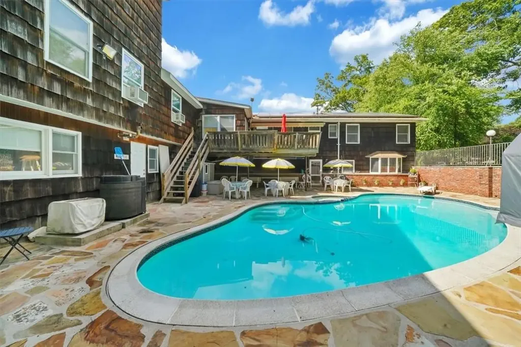 2 Aura Drive Valley Cottage NY 10989