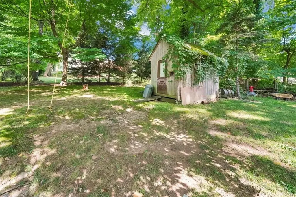 2 Aura Drive Valley Cottage NY 10989