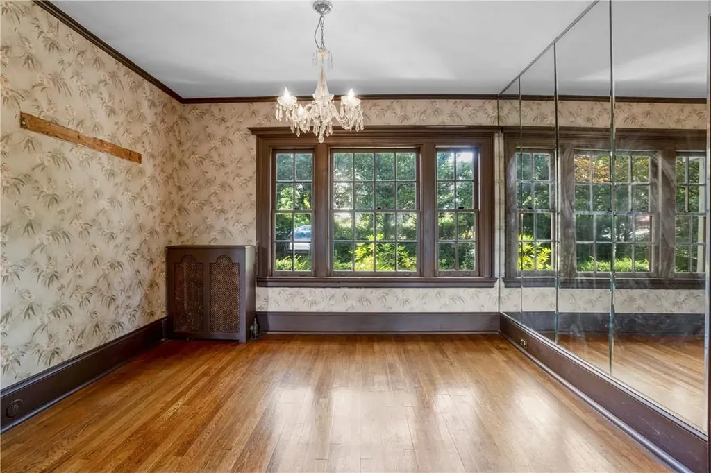 22 Edgecliff Terrace Yonkers NY 10705