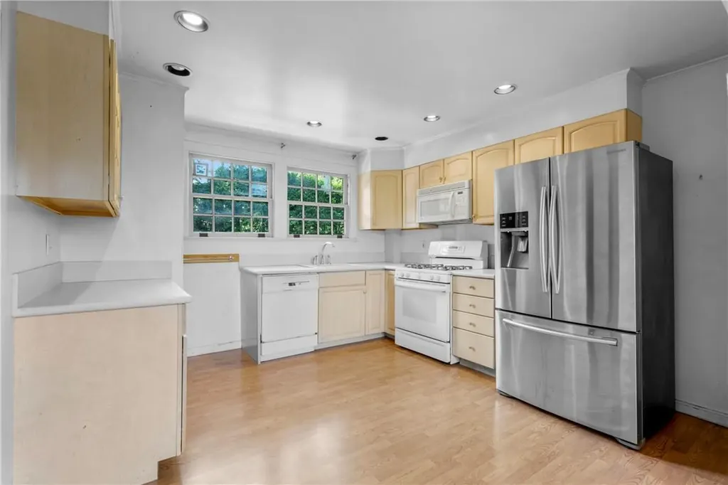 22 Edgecliff Terrace Yonkers NY 10705