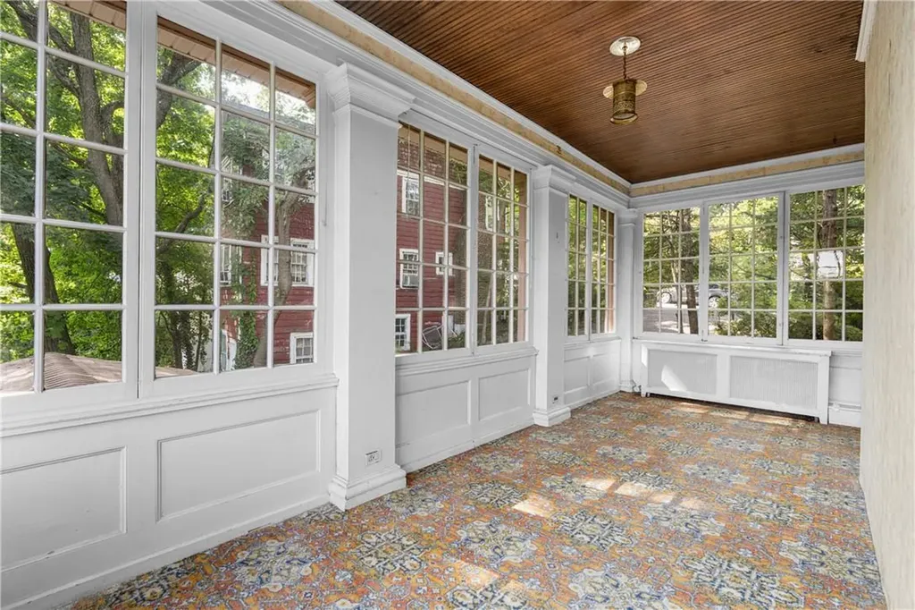 22 Edgecliff Terrace Yonkers NY 10705
