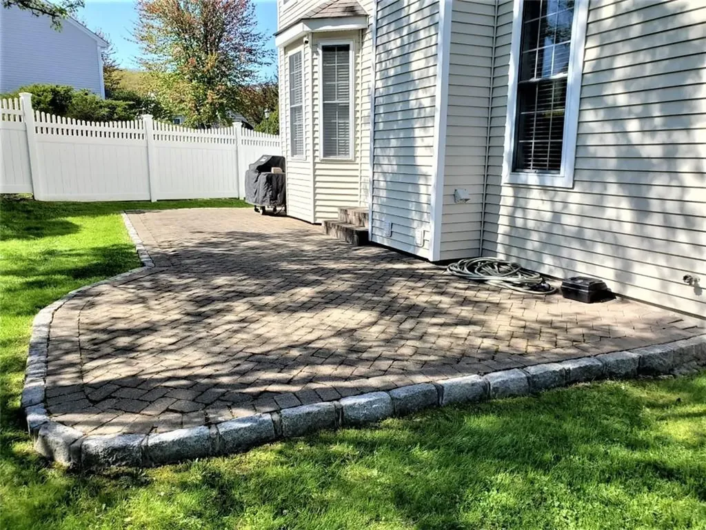 86 Legacy Circle White Plains NY 10603