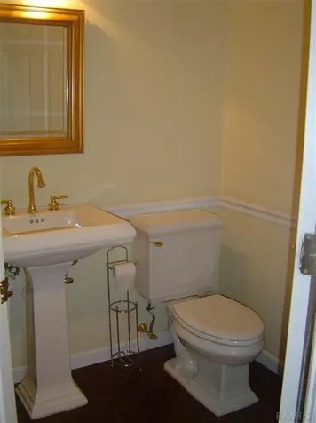 86 Legacy Circle White Plains NY 10603