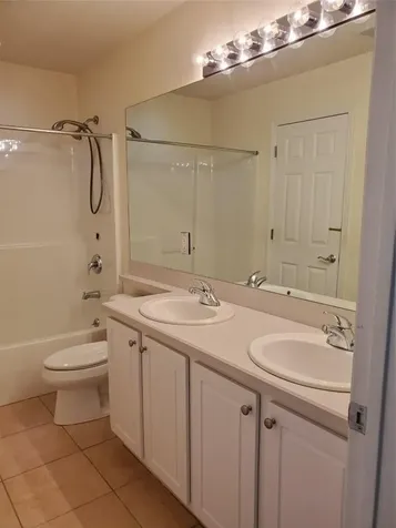 86 Legacy Circle White Plains NY 10603