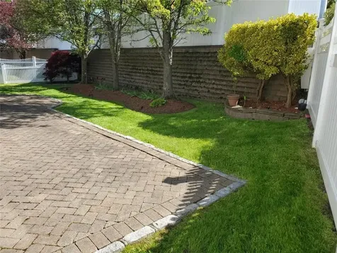 86 Legacy Circle White Plains NY 10603