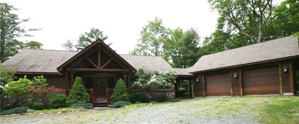 420 Woodstone Trail White Lake NY 12720