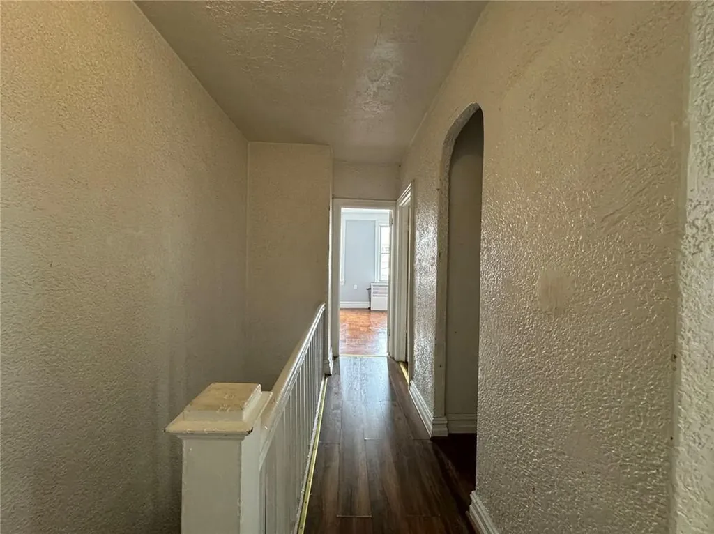 2039 Continental Avenue Bronx NY 10461