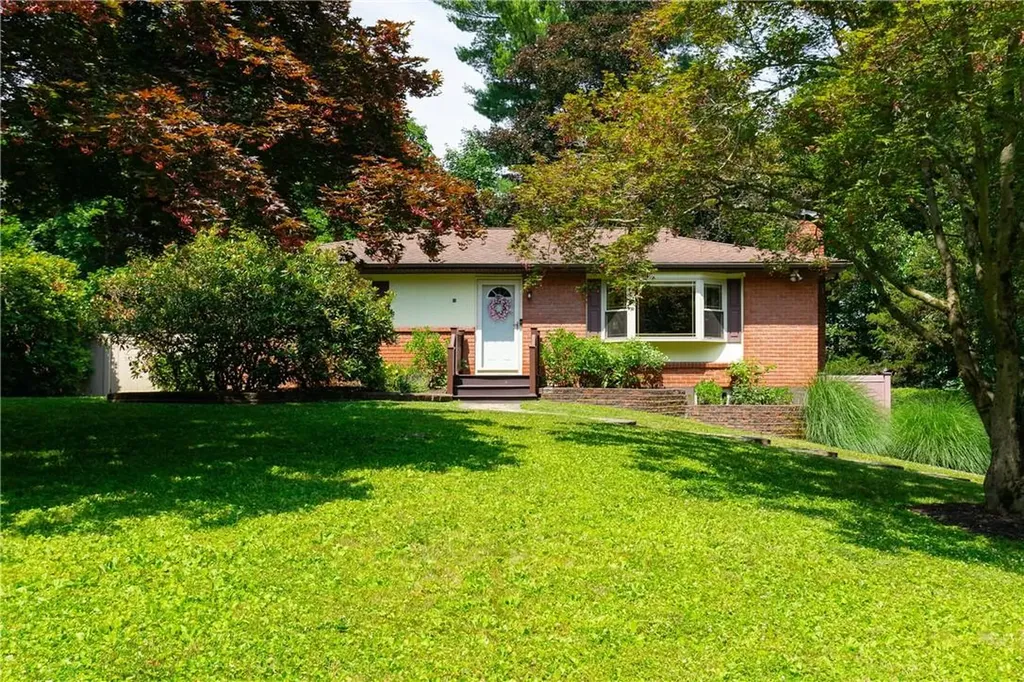 33 King Drive Poughkeepsie NY 12603