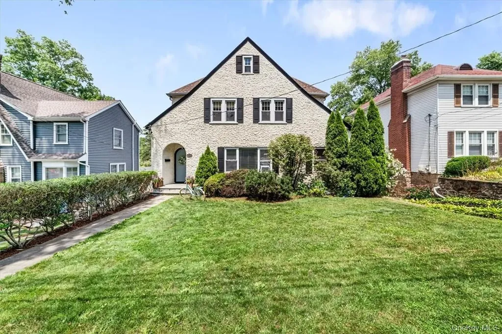 210 Warren Avenue Mamaroneck NY 10543