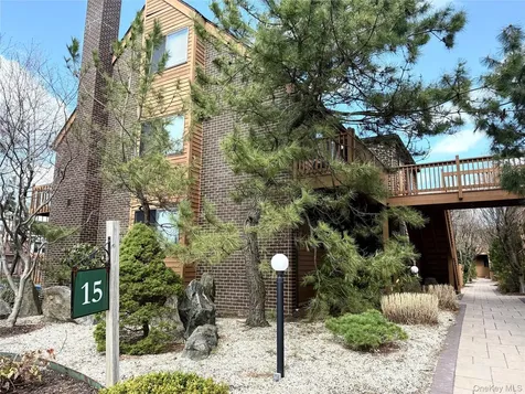 15 Greenridge Avenue White Plains NY 10605