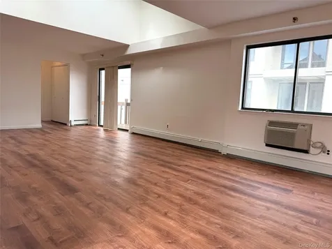 15 Greenridge Avenue White Plains NY 10605