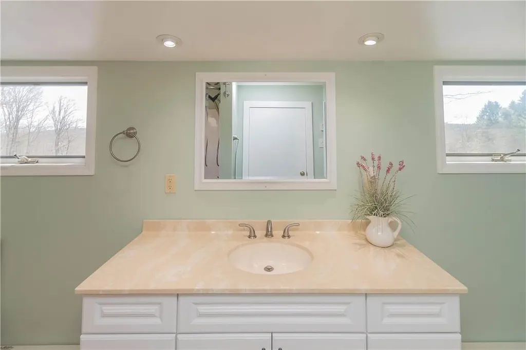 451 Acorn Hill Road Olivebridge NY 12461