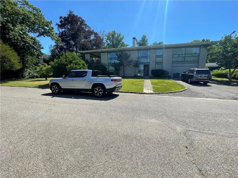 76 Echo Bay Drive New Rochelle NY 10805