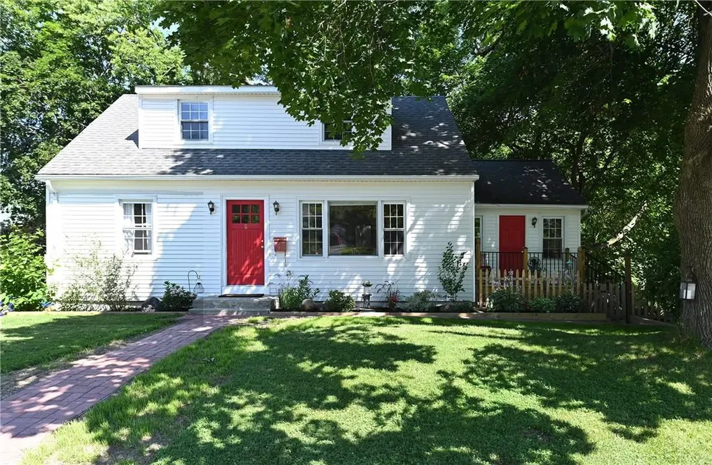 8 Hawthorn Avenue Warwick NY 10990