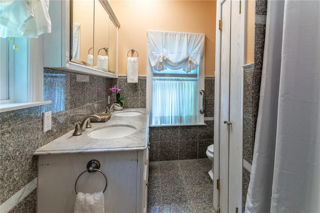 614 Bedford Road Armonk NY 10504