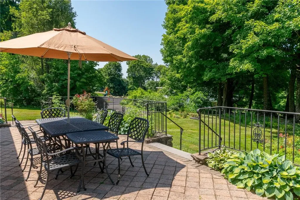 614 Bedford Road Armonk NY 10504