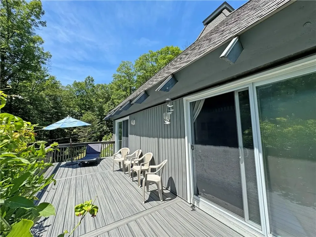 280 Rushmore Road Stormville NY 12582