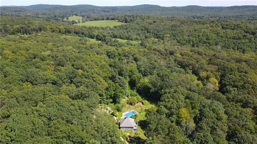 280 Rushmore Road Stormville NY 12582