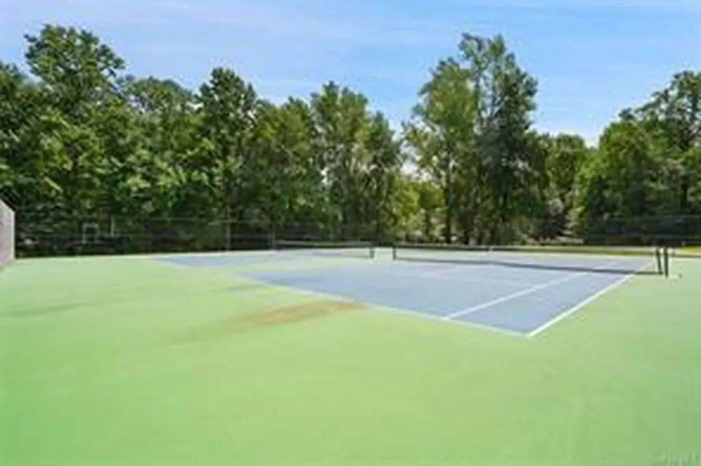 58 Fox Run South Salem NY 10590