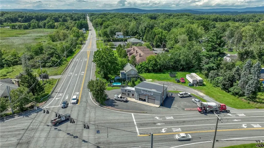 2217 + 2219 State Route 208 Montgomery NY 12549