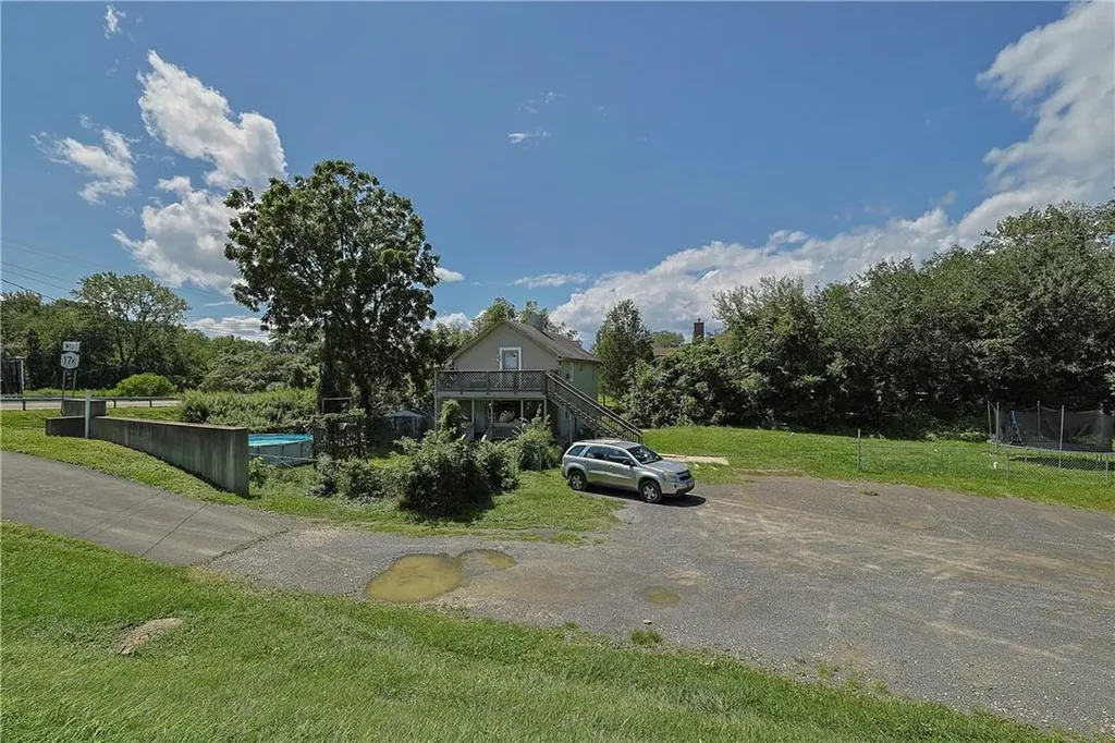 2217 + 2219 State Route 208 Montgomery NY 12549