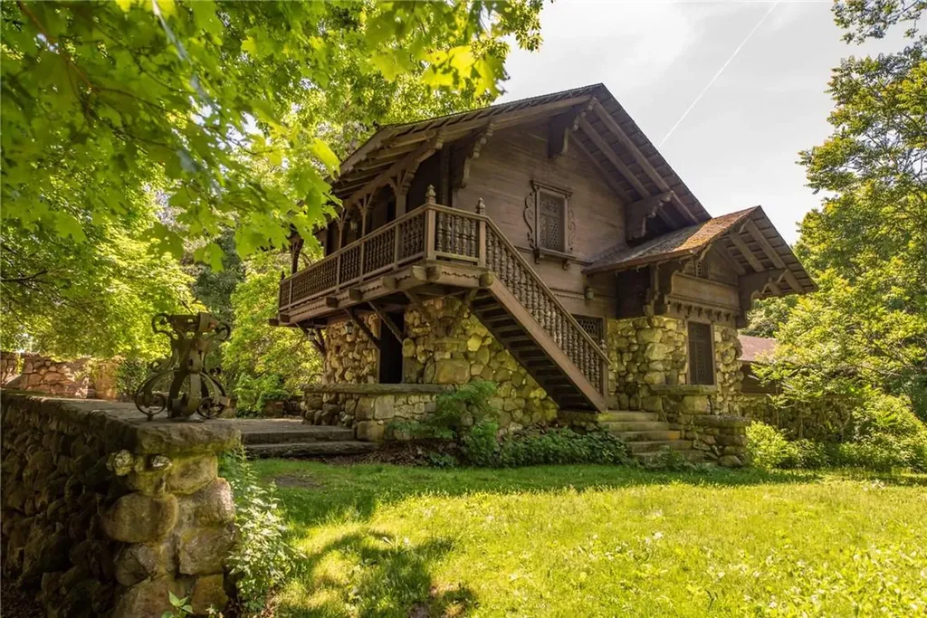 45 Hitchcock Lane Millbrook NY 12545
