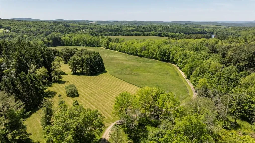 45 Hitchcock Lane Millbrook NY 12545