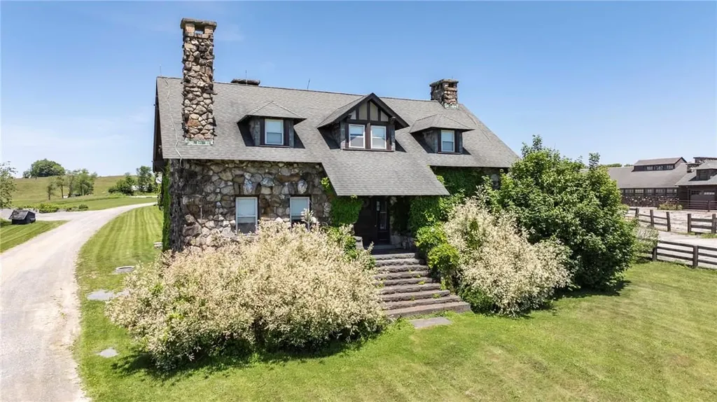 45 Hitchcock Lane Millbrook NY 12545